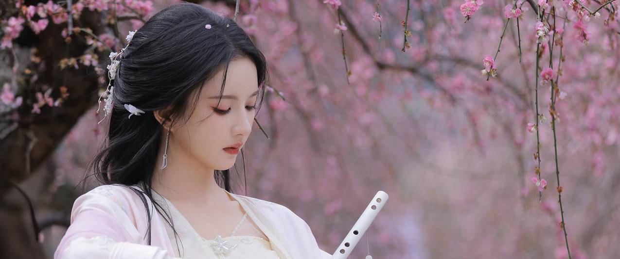 樱花 古风美女 刘些宁3440x1440壁纸