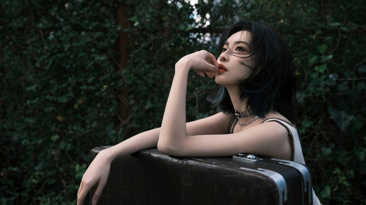 孟子义 旅行 行李箱美女 4K壁纸 3840x2160