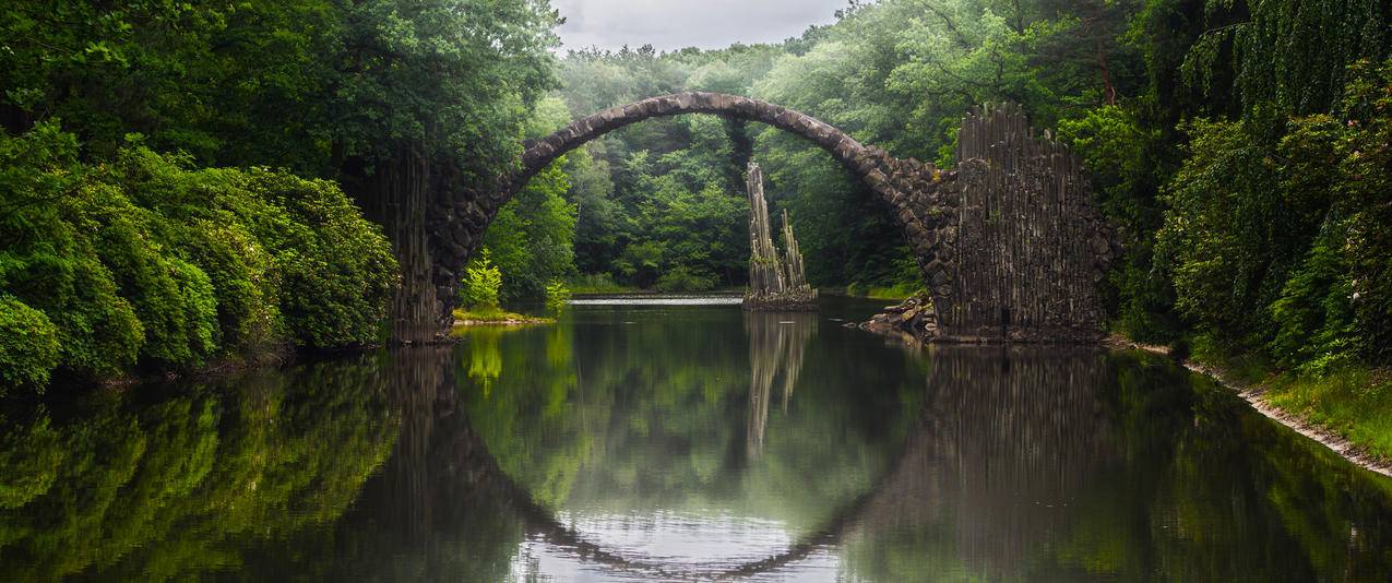 自然风景 森林 水 河流 桥梁 石拱桥 山水倒影 3440x1440带鱼屏壁纸